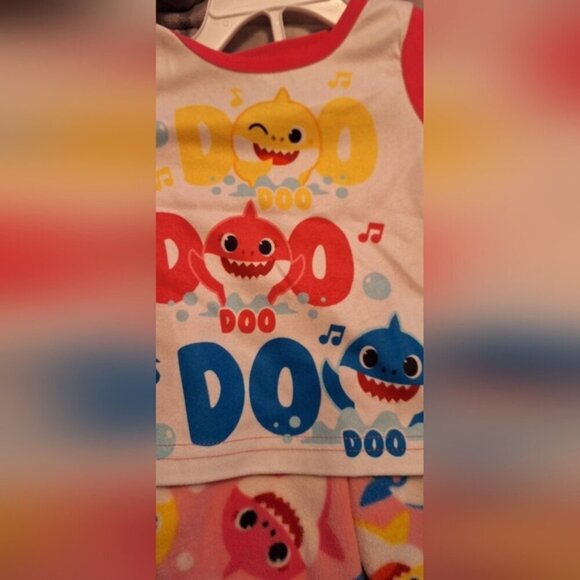 Nickelodeon Baby Shark Infant Girls Pajamas Sz 24 months Pink Sleepwear - Picture 2 of 5